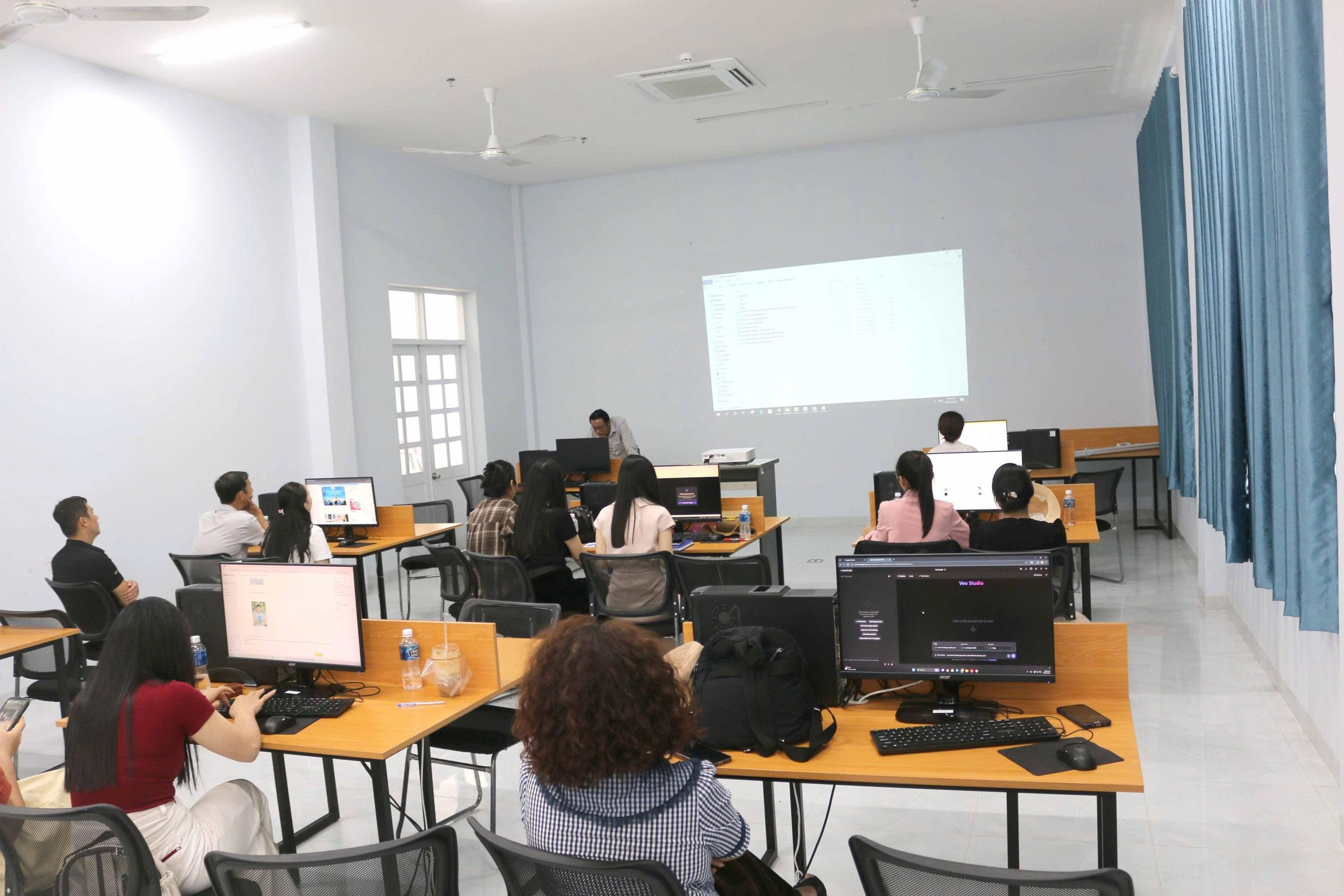 Cải cách hành chính trong công tác nghiệp vụ của Thư viện tỉnh Lâm Đồng sau khi sáp nhập với Thư viện Bình Thuận và Đắk Nông